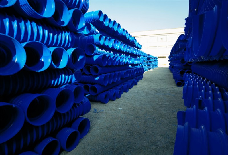 新产品PEMRT抗冲压高筋增强管顺利投产